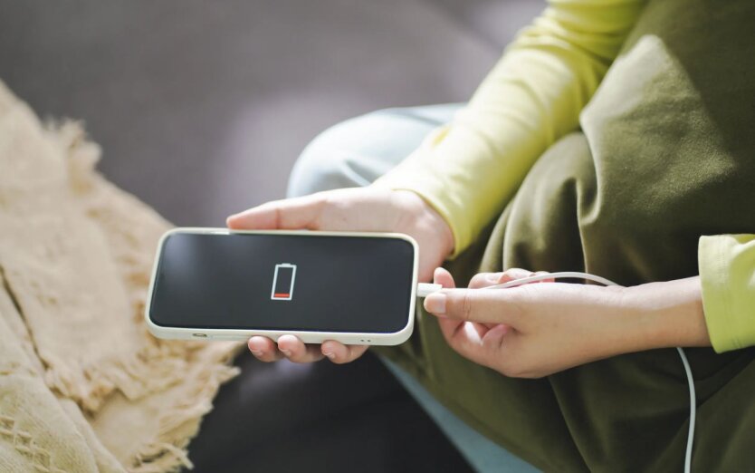 Заряджання телефона