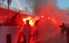 Сторонники Стерненко и Антоненко приехали к Зеленскому: видео
