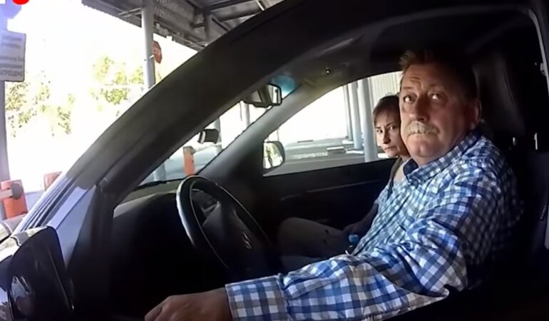 Игорь Кизим, Беларусь, досмотр машины