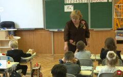 Школьники в Украине, первоклассники, одинадцатиклассники