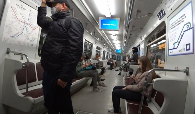 Киев, метро, локдаун