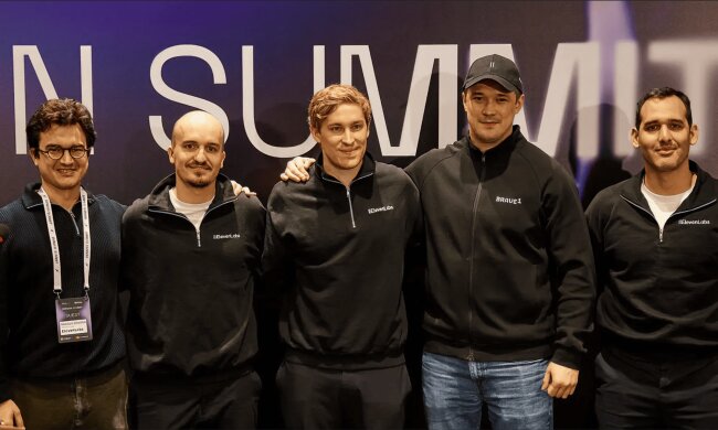 Дія получит голосовой ИИ от мирового лидера