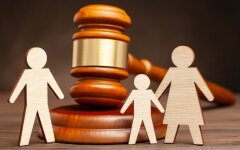 Аліменти на дітей