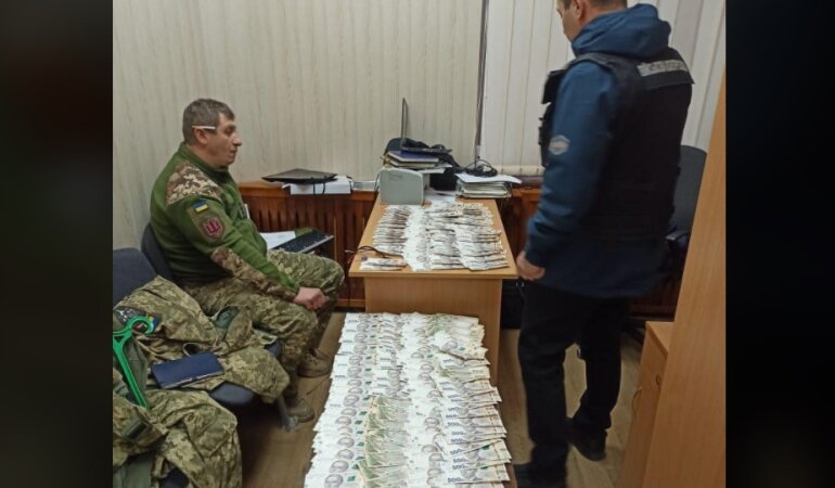 Начальник отдела Минобороны задержан на крупной взятке, - Бутусов