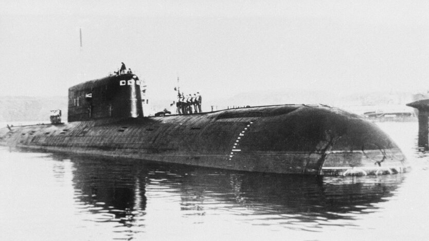 Komsomolets nuclear submarine