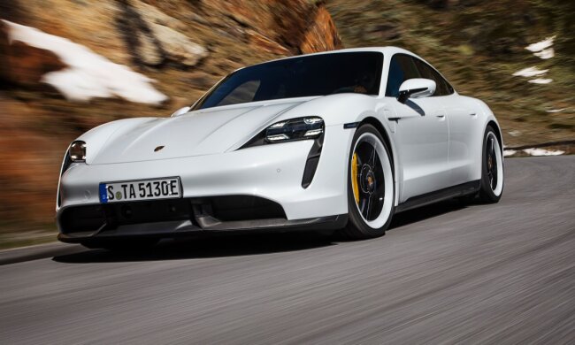 Porsche Taycan
