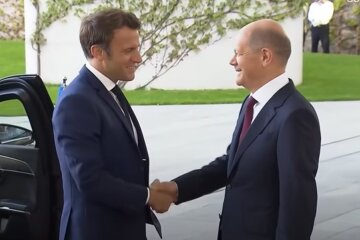 Эммануэль Макрон и Олаф Шольц, вступление Украины в ЕС