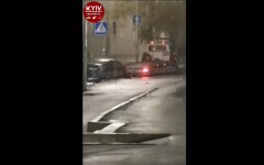 ДТП в Киеве, Тесла, въехал в столп