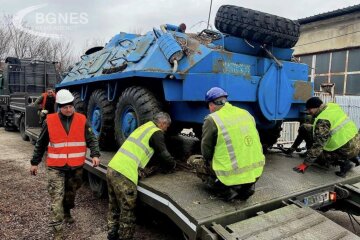 Болгарія розпочала доставку обіцяних бронетранспортерів