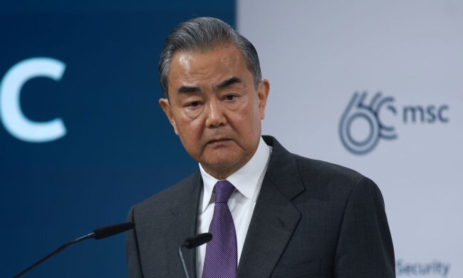 Глава МИД Китая Ван И