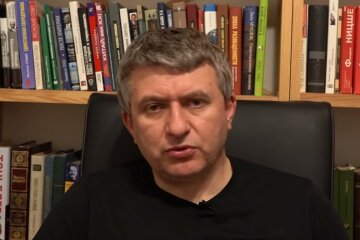 «Высший акт справедливости и отрезвления»: Романенко о кризисе в Украине