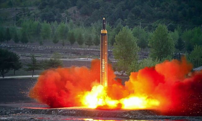 Ракета Hwasong-12, КНДР