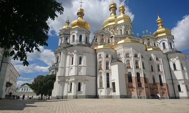 ПЦУ переходить на новий календар / Фото: Pexels