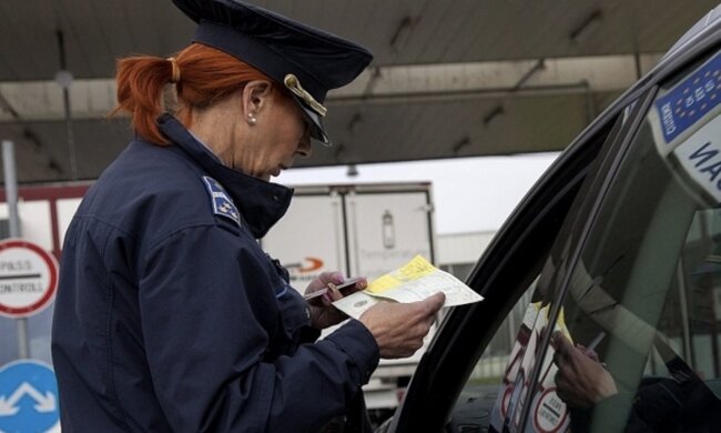 Выезд за границу на авто