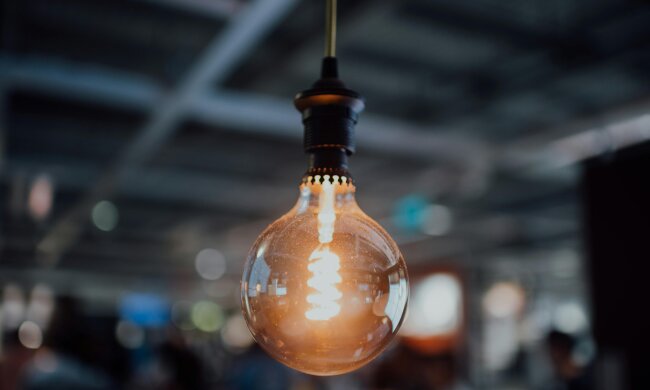 Отключения света в Украине / Фото: Unsplash