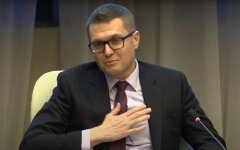 Баканова обложили «прослушкой» со всех сторон