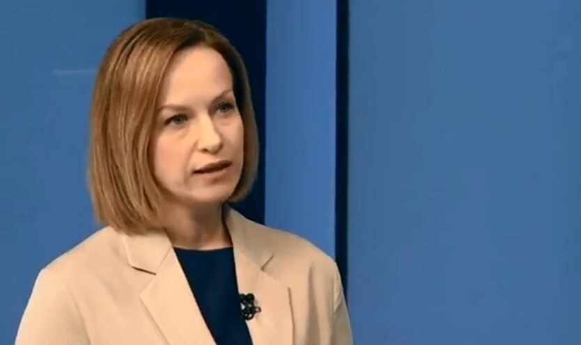 Министр социальной политики Марина Лазебная