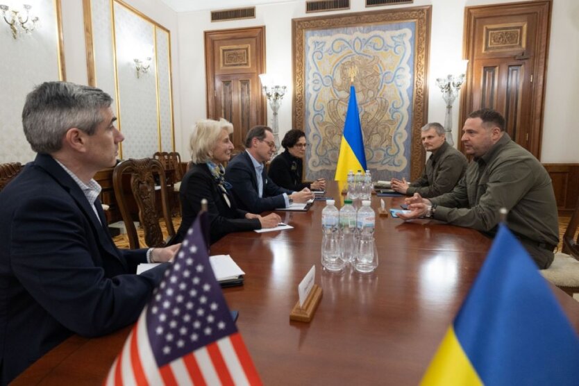Делегація США прибула в Україну