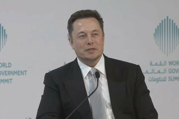 Илон Маск, перенос штаб-квартиры, Tesla
