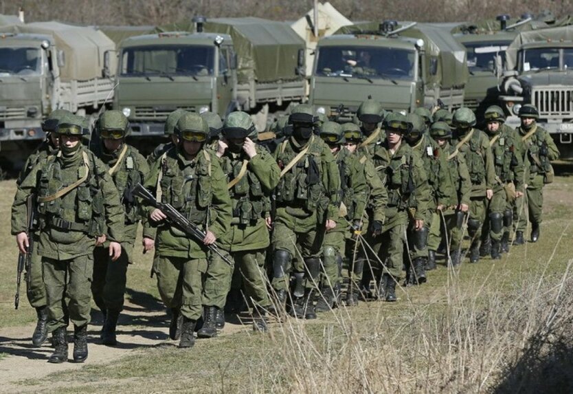 Тысячи российских военных экстренно отправили в Крым