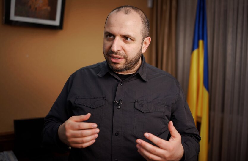Рустем Умеров, міністр оборони України, відставка різникова