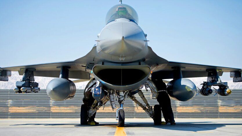 Норвегия получила разрешение от США на передачу Украине 22 истребителей F-16