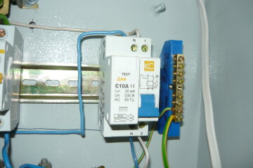 Модульные защитные устройства в электроснабжении