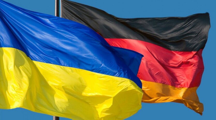 Может ли приостановка консульских услуг подтолкнуть украинцев к возвращению на Родину