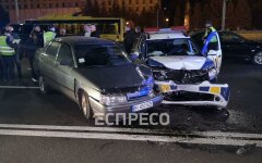 В центре Киева произошло ДТП с участием трех авто