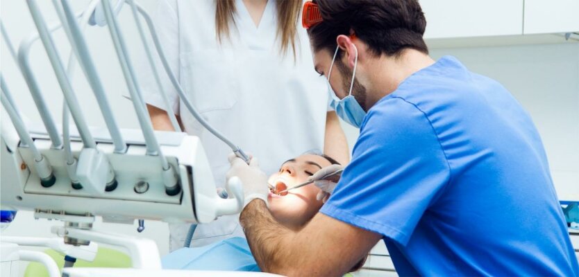 Доля державної стоматології в Україні вирішуватиметься у Львові