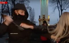 Нападение на журналистку  newsone