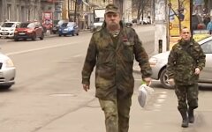 военнослужащий