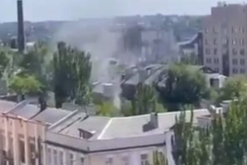 Возле "администрации" Пушилина в центре Донецка прогремели взрывы: видео