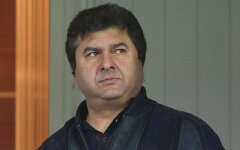 олег мкртчан