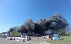У Донецьку прилетіло до ТЦ Галактика