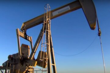 Добыча нефти,снижение цен на нефть,цена нефти,цены на нефть падают,нефть Urals,баррель нефти