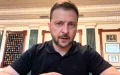 Зеленський обговорив з військовим керівництвом відповідь на обстріл Росії
