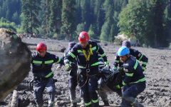 В Грузии оползень накрыл курортный поселок: среди погибших украинка