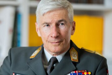 Роберт Бригер