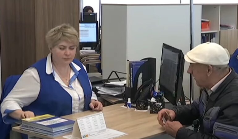 Украинцы, долги, коммуналка