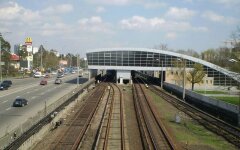 Станція метро "Дарниця"