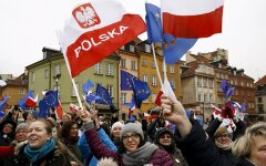 eu-threatens-poland