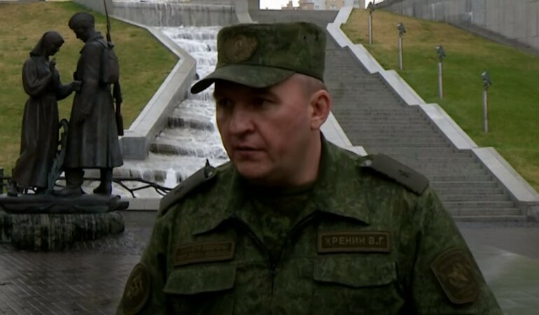 «Будете иметь дело с армией»: министр обороны Беларуси жестко обратился к народу