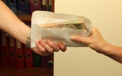 Борги українців / Фото: 24 канал