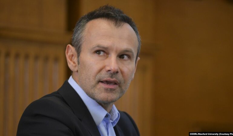 Святослав Вакарчук