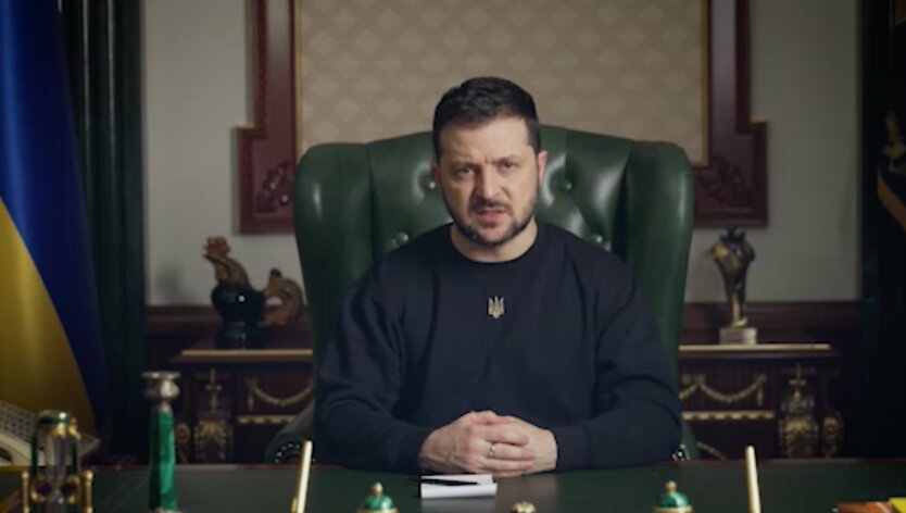 Зеленский обратился к украинцам: о ситуации на фронте и программе восстановлении жилья