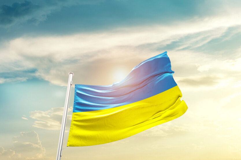 Україна
