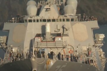 Россия устроила провокацию против эсминца США в Черном море