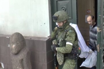 Армия РФ грабит украинские музеи