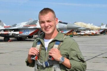 Егор Большаков